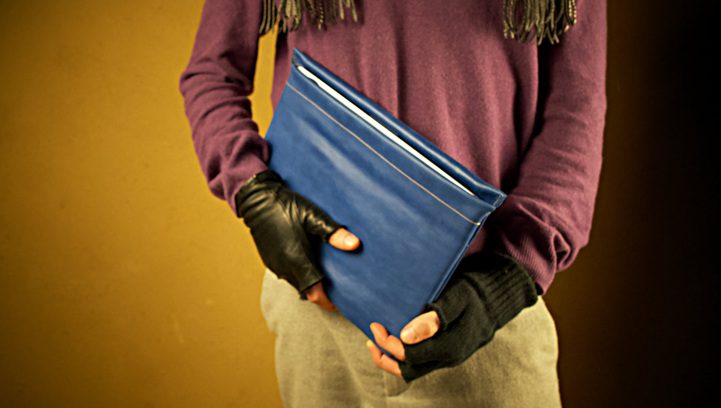Macbook 13` Sleeve High-End-Leather - Blue